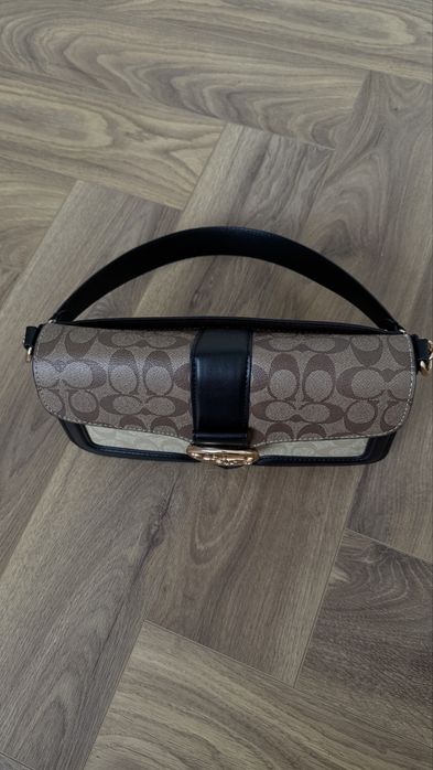 Сумочка від Coach