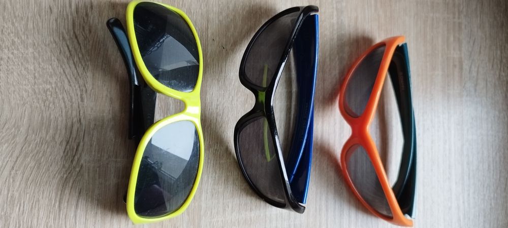 Okulary przeciwsłoneczne dziecięce - 3 sztuki
