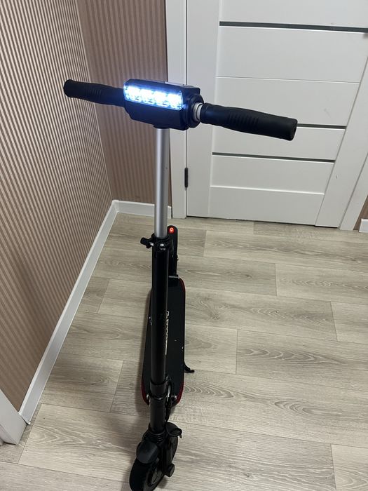 Продам електросамокат G-Scooter