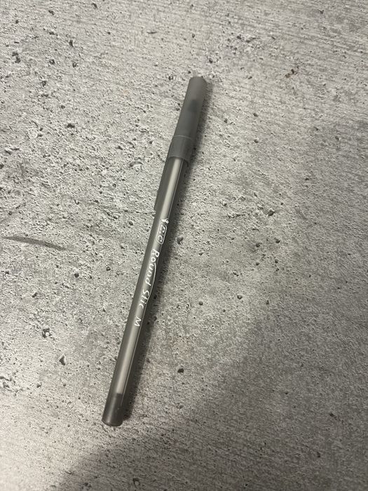 отдам даром. Ручка класная пользеаались 3 раза в год