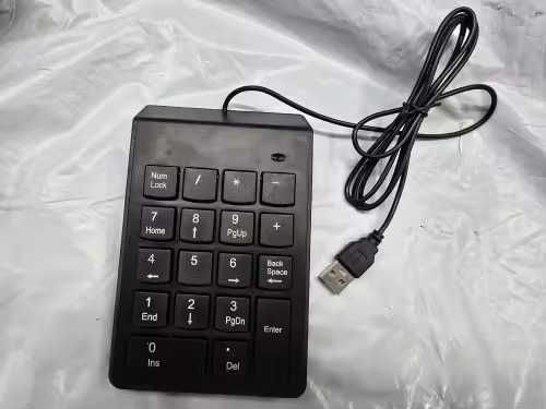 Mini teclado numérico sem fio usb adequado para imac/macbook air/pro notebook/pc desktop NOVO