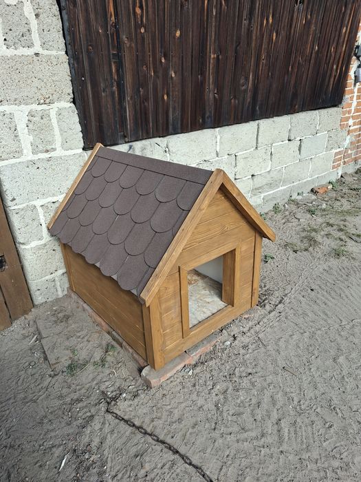 Buda dla psa duża ocieplana