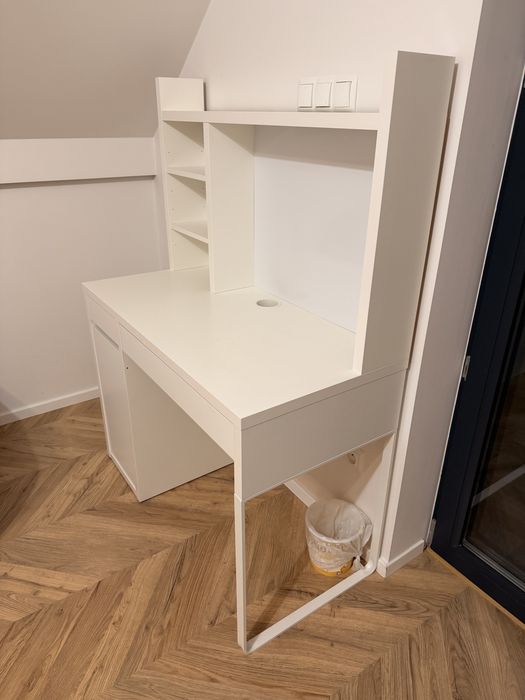 Biurko Ikea z nadstawka