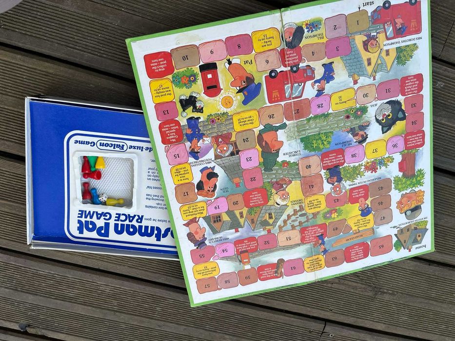 Stara gra planszowa Falcon Postman Pat Race game