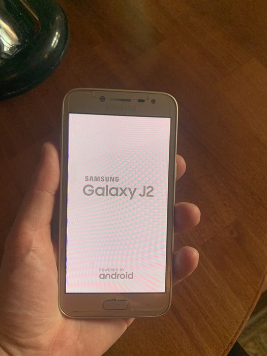 Сенсорний телефон Samsung j2 16gb в хорошому стан