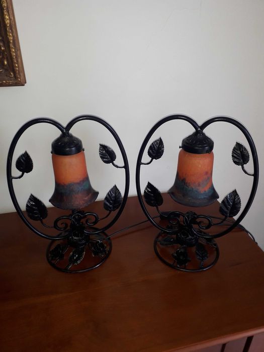 Par de candeeiros antigos Franceses assinados "Lumieres de la ville"