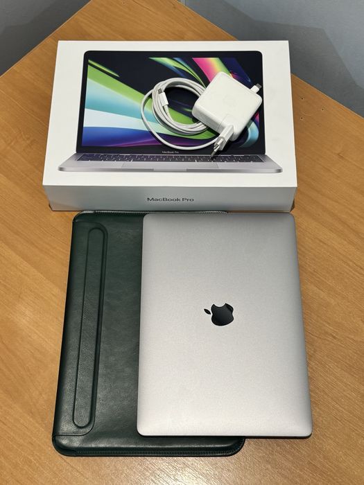 Macbook pro m1 2020 8/256