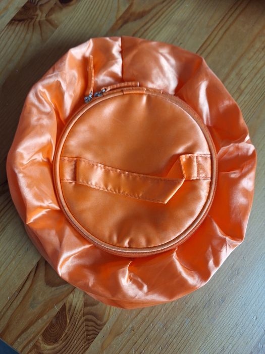 Kosmetyczka pomarańczowa