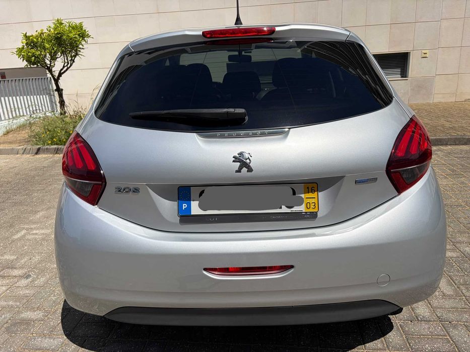 Peugeot 208 1.2 PureTech 82cv | 104.000 km | Correia Trocada — photo 5
