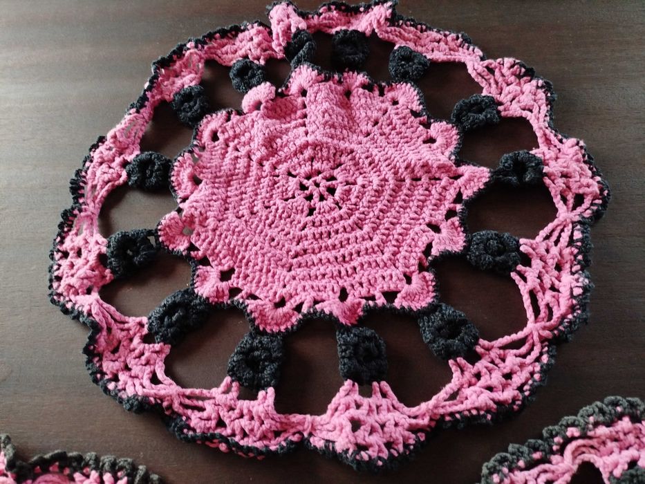 Conjunto de três panos em crochê