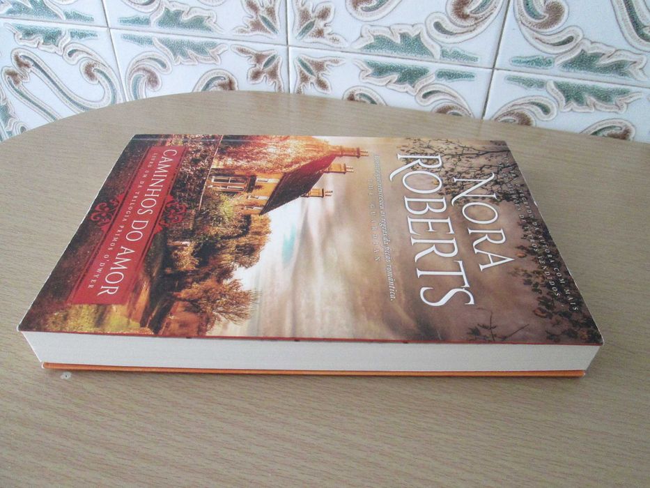 Caminhos do Amor de Nora Roberts