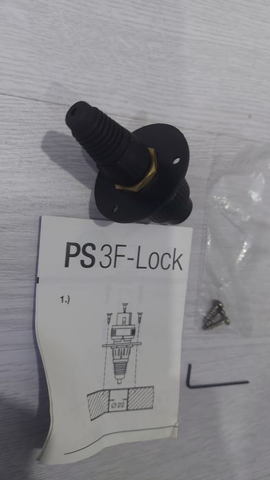 AKG PS3F Lock XLR Fêmea