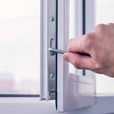 Ремонт и регулировка окон ПВХ Замена фурнитуры и уплотнителей