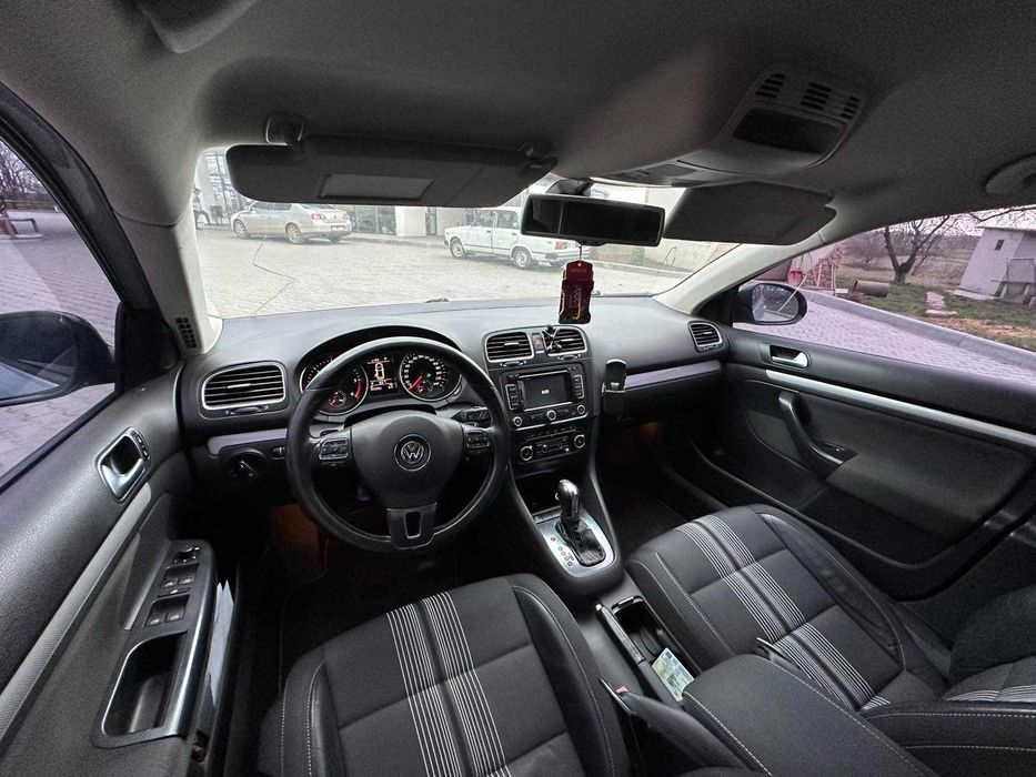 Продам гольф 13 року на автоматі