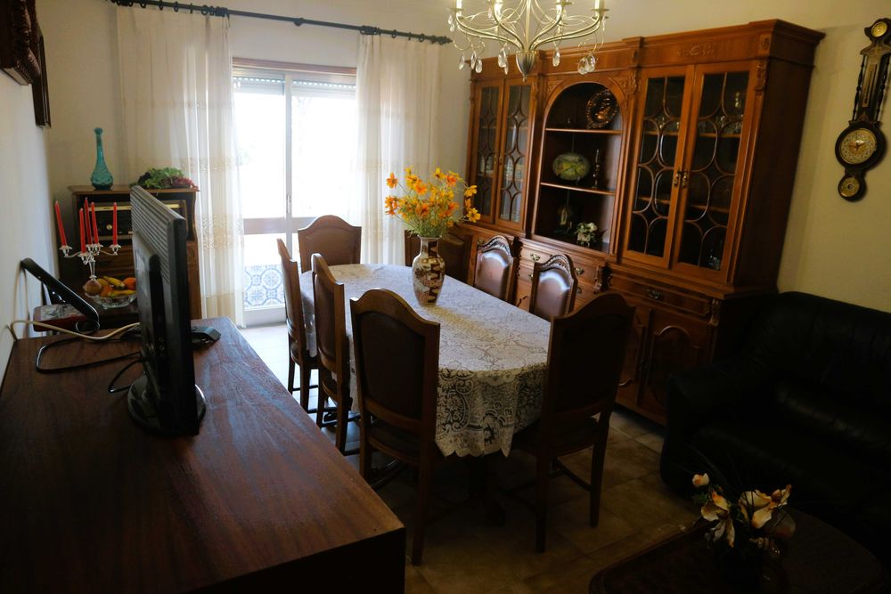 alugo quarto somente a estudantes universitarios