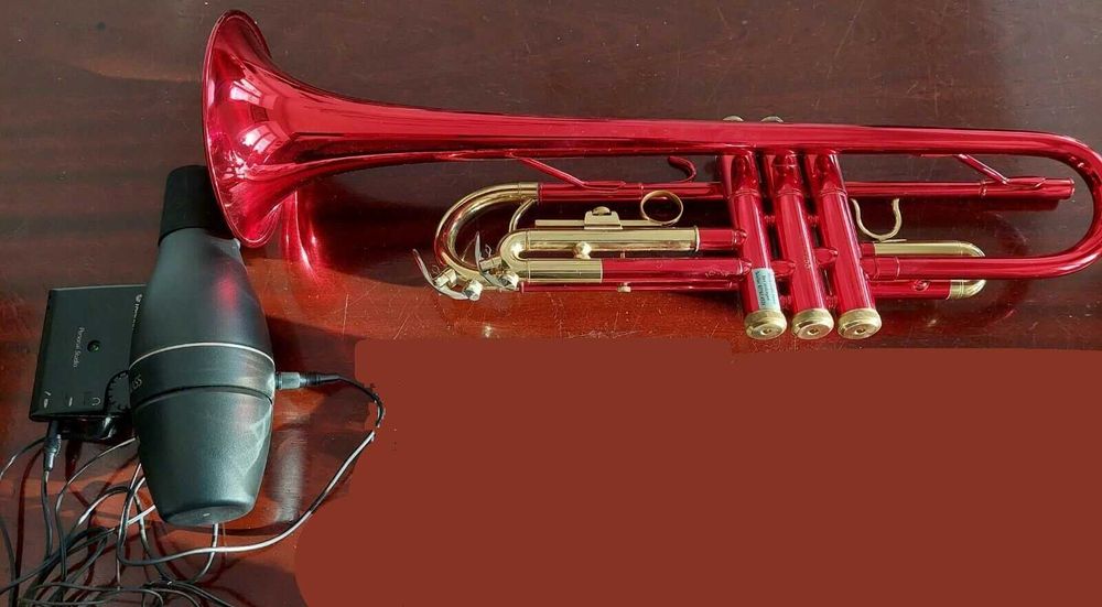 Trompete Roy Benson em Bb com Surdina Silent Brass