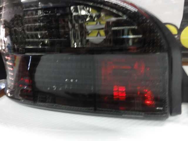 Farolins / Faróis traseiros para Citroen Saxo 1996-2003 fundo smoke estilo inpro
