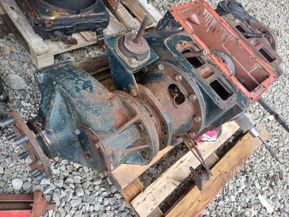 Tylny most zetor ursus c360 zwolnicami