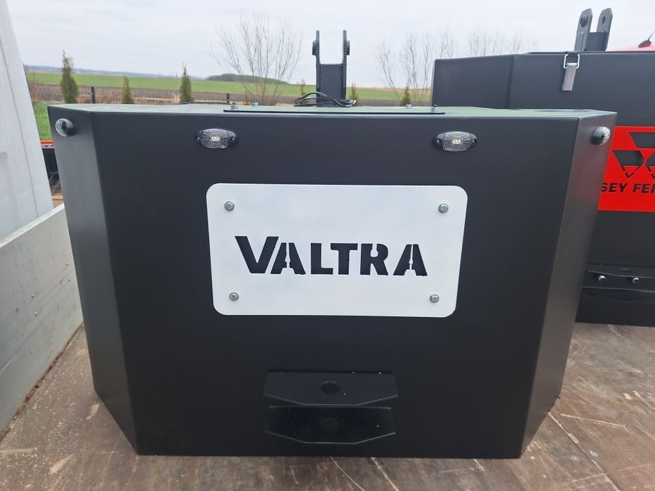 Balast obciążnik do ciągnika na TUZ przód Tył LOGO ciągnika Wzmacniany