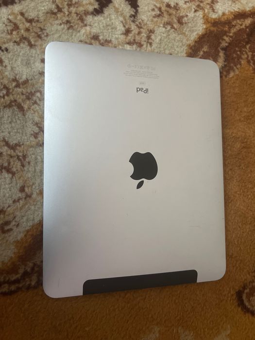 Apple iPad 32Gb. Uszkodzony