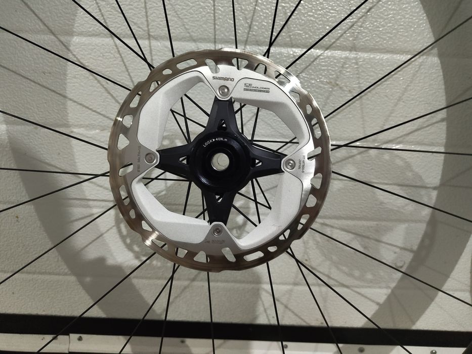 Rodas Hunt carbon 30