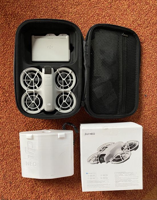 Drone DJI Neo com extras