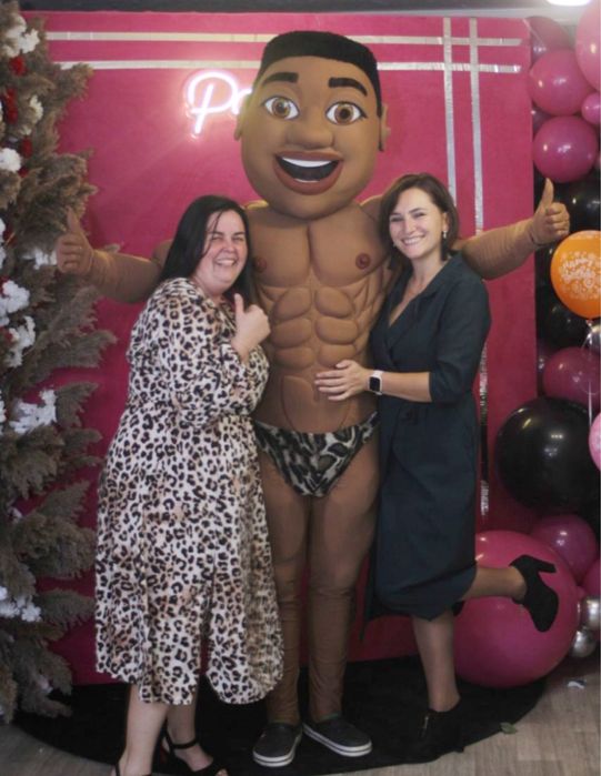 Чоловічий стриптиз на привітання. Стриптизер Брунно