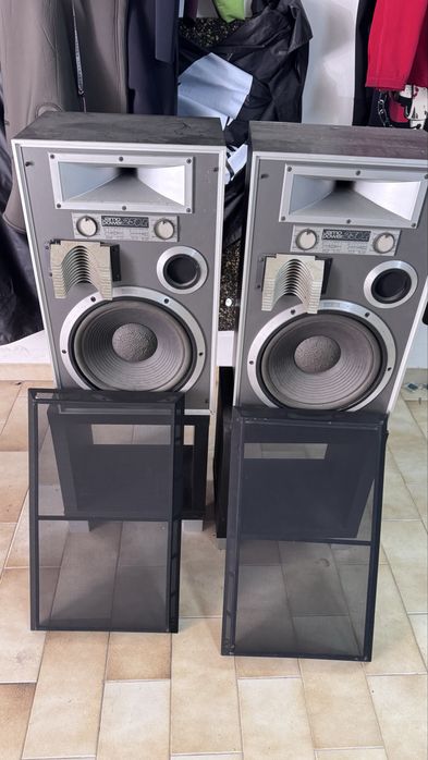 Altifalantes Jamo power 250R semi professional