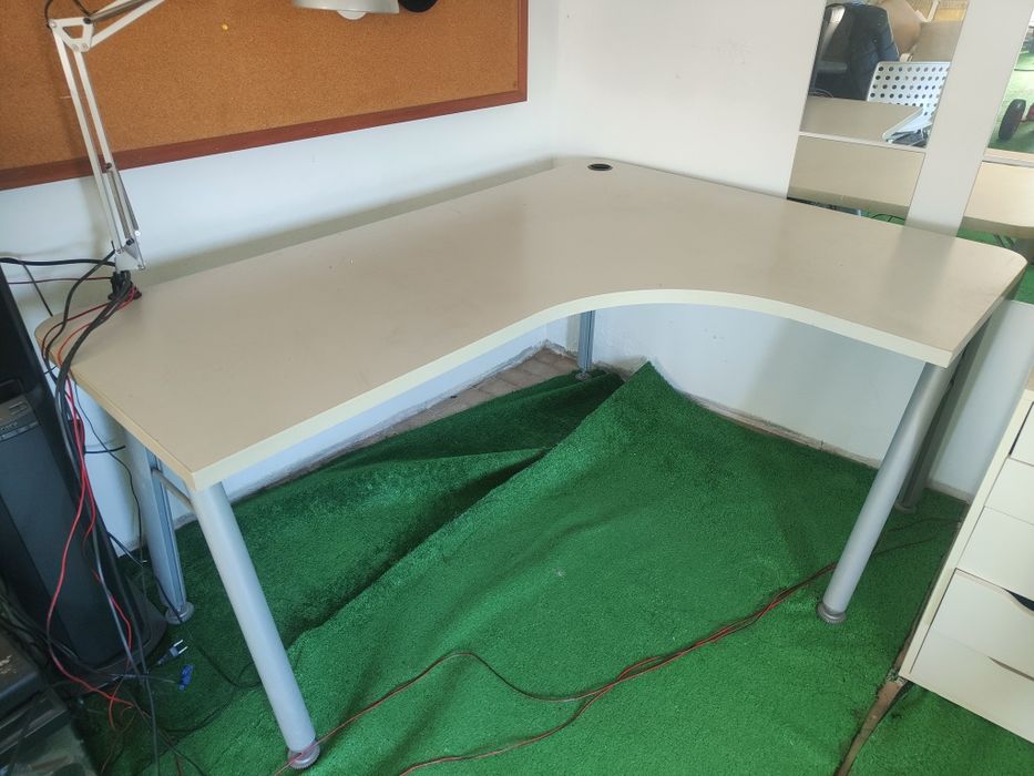 Secretária escritório