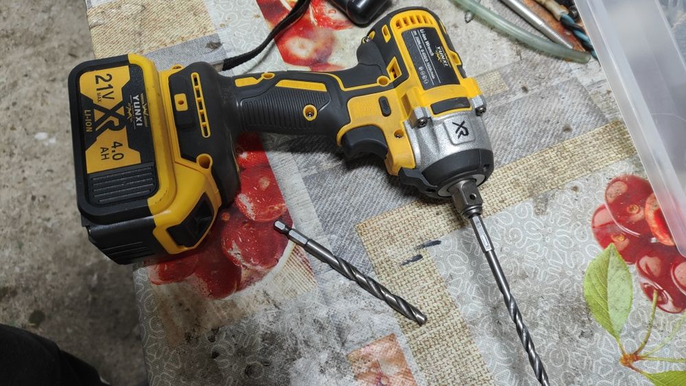 Wkrętarka zakretarka chińska sprawna jak nowa 21v