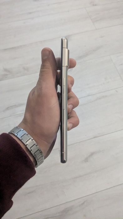 Google pixel 7 pro neverlok в хорошому стані