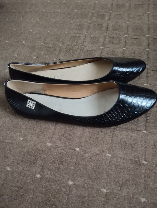 Продам  взуття...