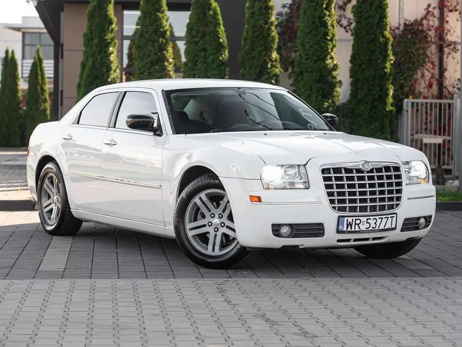 Chrysler 300C 2.7V6 193KM Klimatyzacja Tempomat Xenon Zarejestrowany
