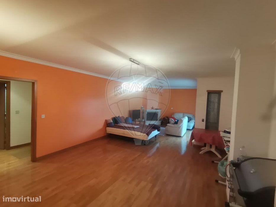 Apartamento T4 para venda