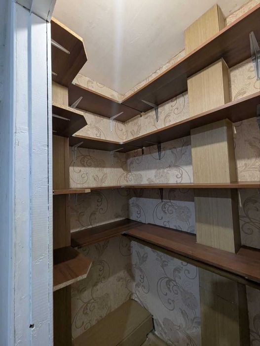 Gy Продам 2-х кімнатну квартиру з ремонтом вул. Аскольдовська
