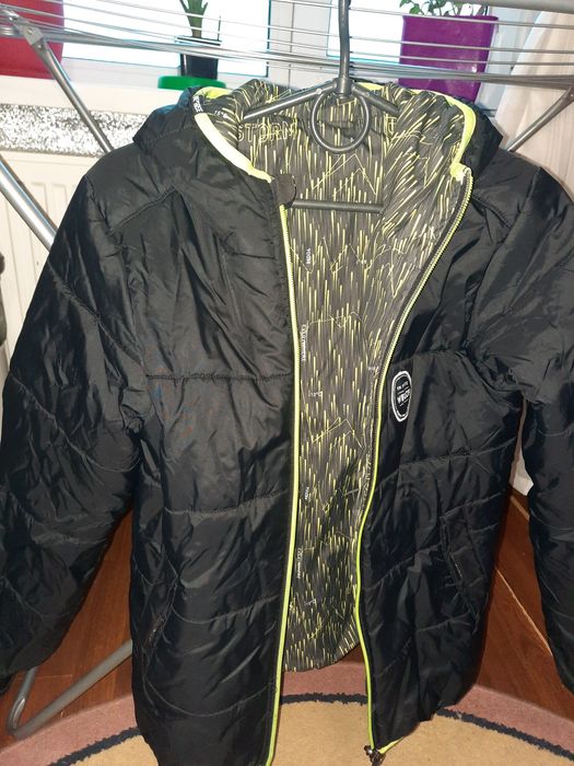 Бомбезна дитяча куртка весняно-осіння