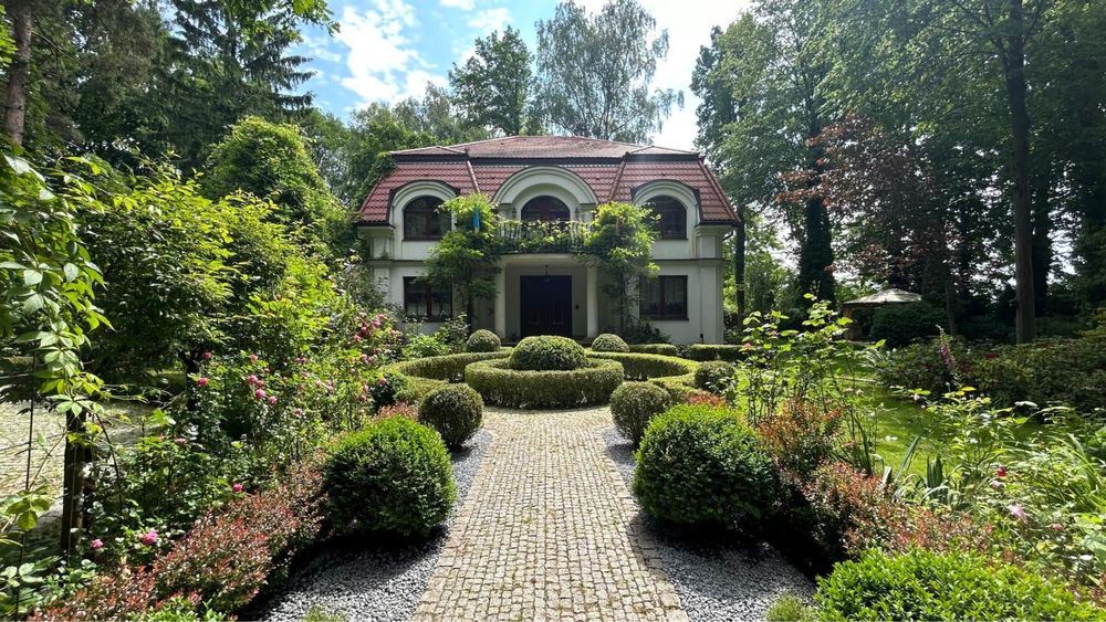 будинок в Варшаве Янкі Janki