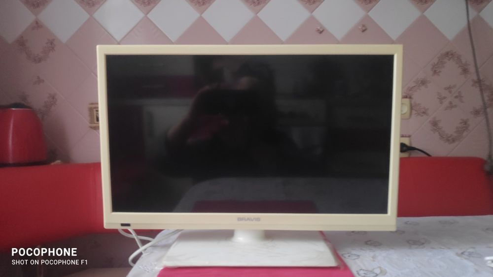 Телевізор BRAVIS
