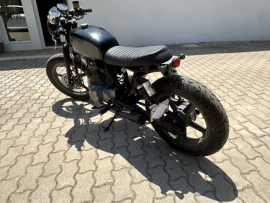 Honda CB 250 CAFE RACE