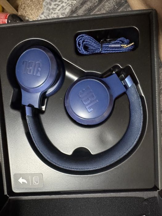 Наушники JBL Live 460NC Blue