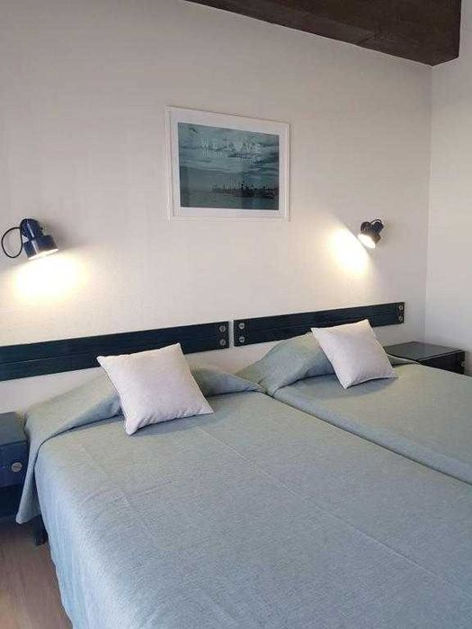 Apart T2 Monte Gordo c/Vista mar e Garagem - 1 linha da praia