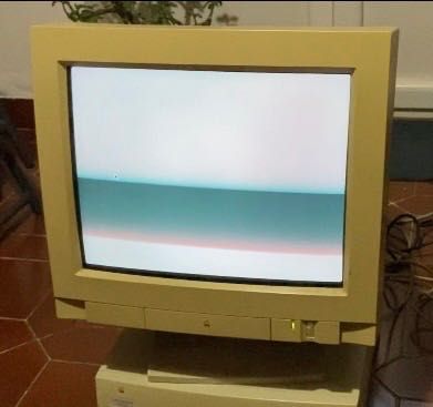 Monitor Apple multiple scan 1705