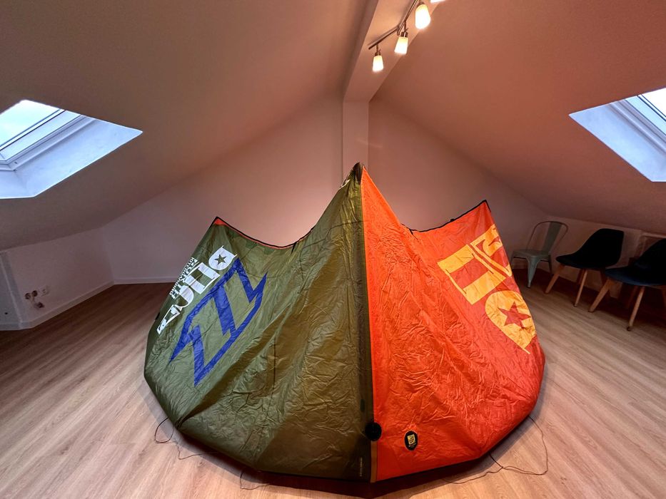 Kite Kitesurf North Dice 10 ano 2012 + barra