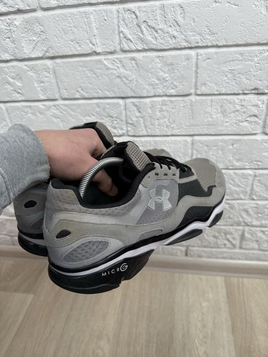 Кросівки Under Armour