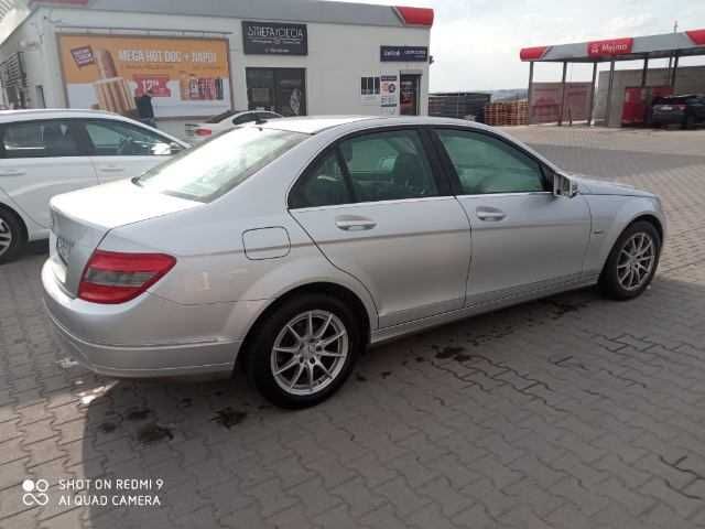 Sprzedam samochód Mercedes C klasa