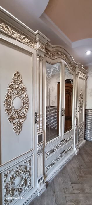 Актуально . Сучасний будинок в Херсоні . Гараж . Власний двір .