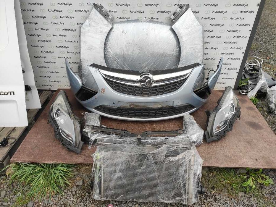 Opel Zafira C Бампер фара крило капот Опель Зафіра Ц 2012- Комплект