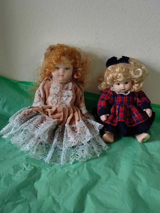 Lote 3 – Mini Bonecas de Porcelana