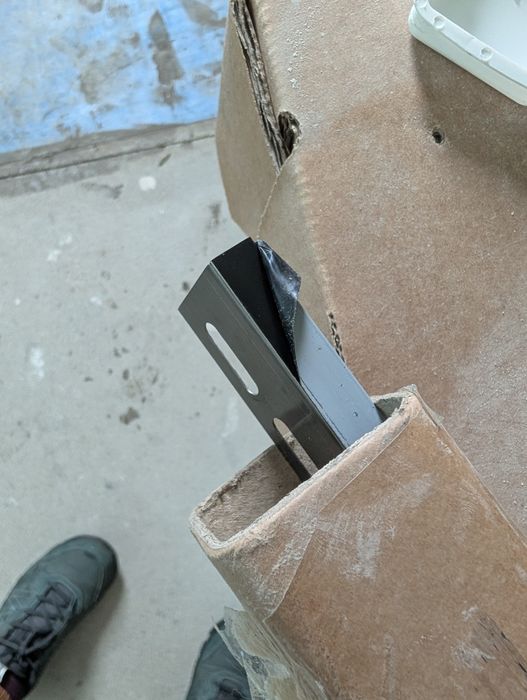 Listwa krawędziowa brodzik odpływ liniowy kabina 120 cm spadek 2%