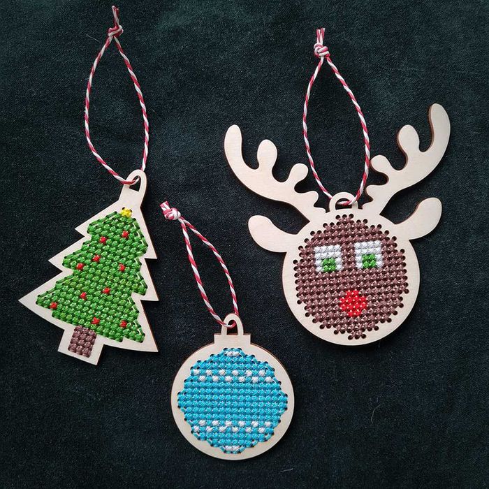 Bombka choinka do haftowania, choinka do wyszywania, drewniane bombki